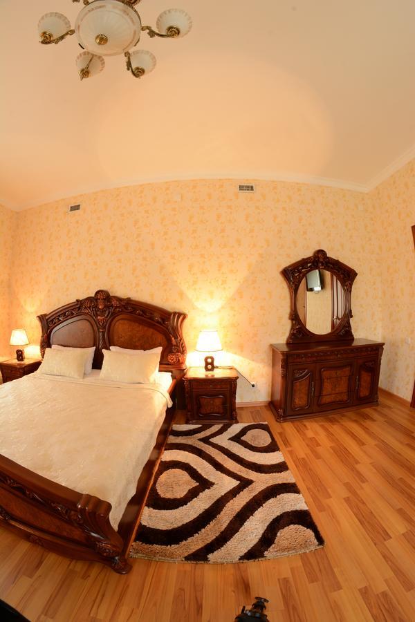 Bahoriston Hotel Guliston المظهر الخارجي الصورة